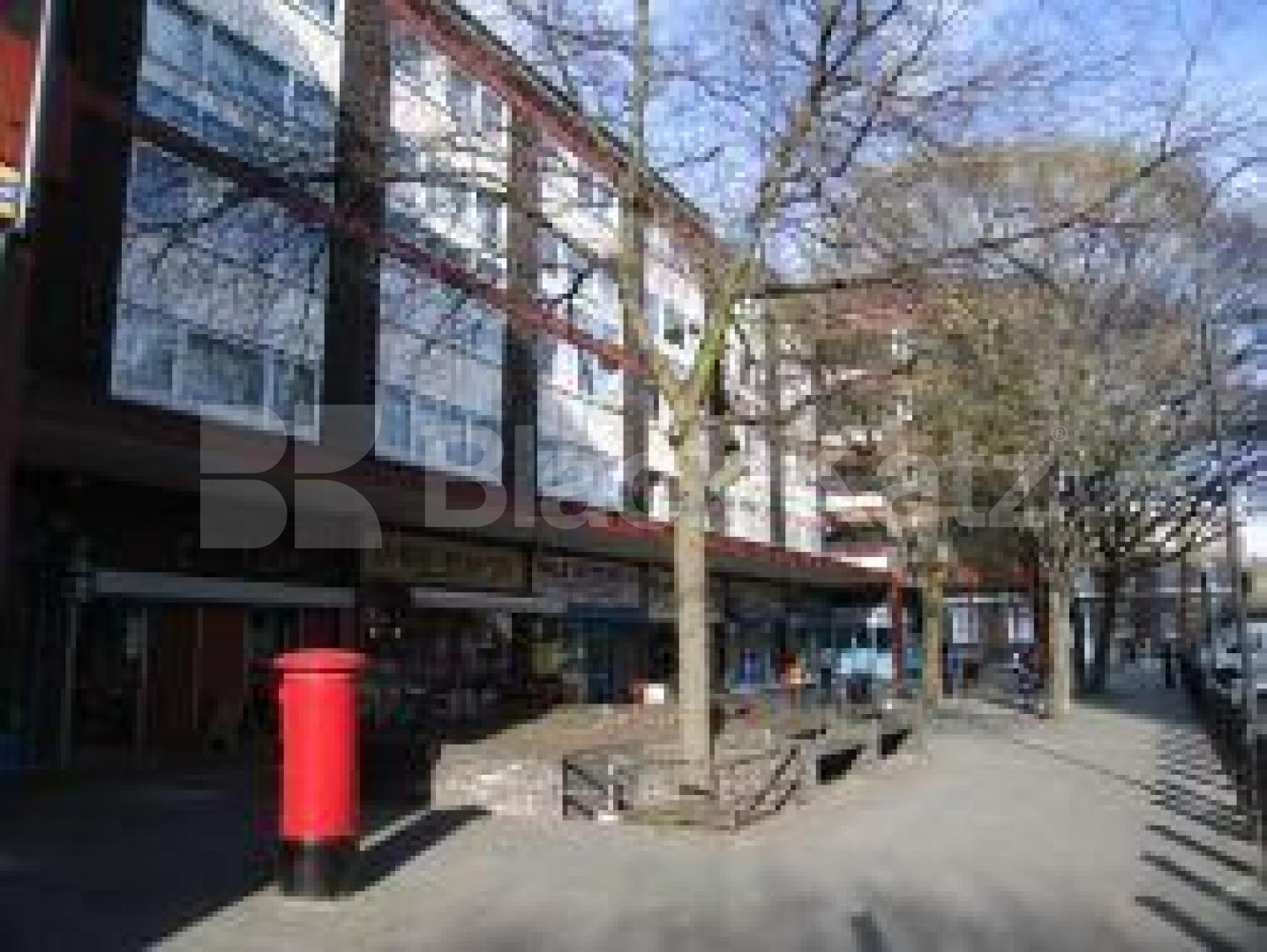 			1 Bedroom, 1 bath, 1 reception Flat			 St Annes  Street, HOLLAND PARK W11